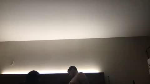 Snapshot of lhg_69 chatting on 12-15-25, 04:17 lhg_69 online show from 12-15-25, 04:17