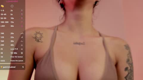 Snapshot of lia__summer chatting on 12-15-24, 03:34 lia__summer online show from 12-15-24, 03:34