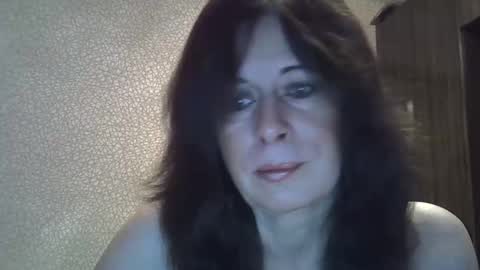 Snapshot of lia_ang chatting on 12-18-25, 01:28 lia_ang online show from 12-18-25, 01:28