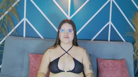 Snapshot of lia_avalon chatting on 05-25-26, 11:38 Lia Avalon online show from 05-25-26, 11:38