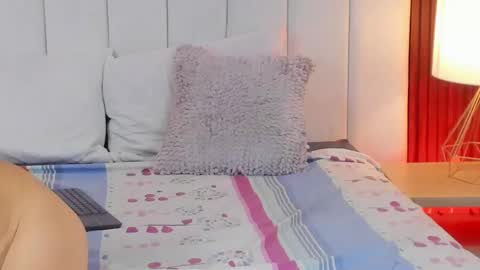 Maria Jose Lujan online show from 03-12-25, 11:33