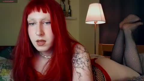 lia_grl online show from 06-10-26, 09:57
