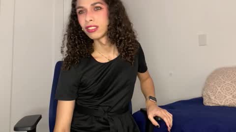 Snapshot of lia_hdz chatting on 12-03-25, 01:57 Kabroncita online show from 12-03-25, 01:57