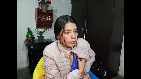 Lia online show from 12-24-24, 08:55