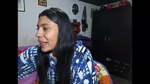 Lia online show from 02-15-25, 11:39