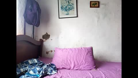 Lia online show from 02-15-25, 04:23