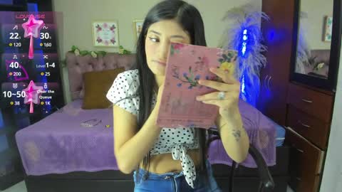 Snapshot of lia_keen chatting on 12-13-24, 08:04 lia online show from 12-13-24, 08:04