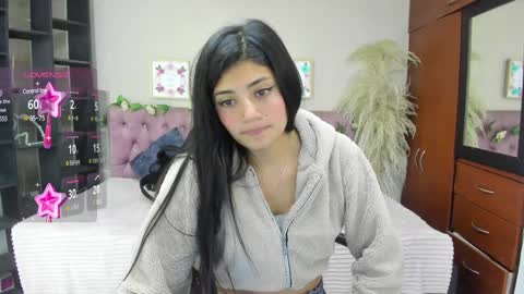Snapshot of lia_keen chatting on 12-17-24, 08:10 lia online show from 12-17-24, 08:10