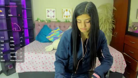 Snapshot of lia_keen chatting on 01-07-25, 07:49 lia online show from 01-07-25, 07:49