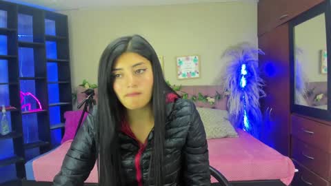 Snapshot of lia_keen chatting on 01-24-25, 07:49 lia online show from 01-24-25, 07:49