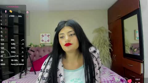 Snapshot of lia_keen chatting on 02-04-25, 07:55 lia online show from 02-04-25, 07:55