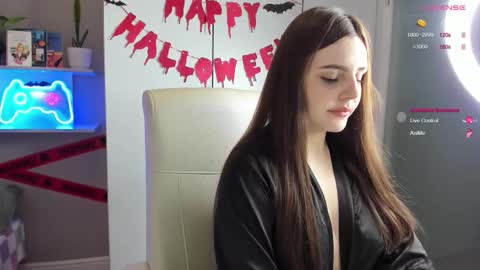 Lia online show from 10-25-25, 06:43