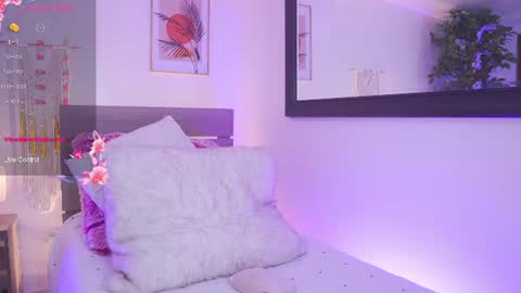 Snapshot of lia_mackenzie chatting on 07-08-26, 01:04 liaa online show from 07-08-26, 01:04