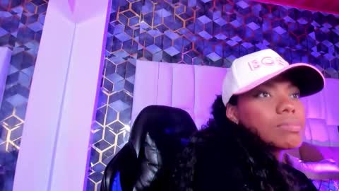 Snapshot of lia_mariana chatting on 04-26-26, 09:56 lia_mariana online show from 04-26-26, 09:56