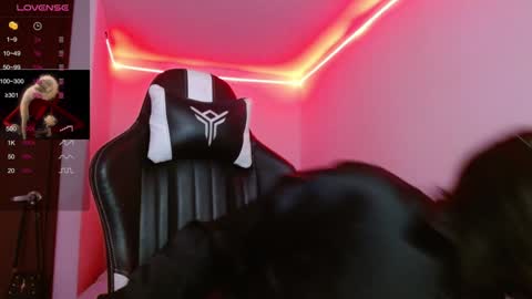 lia spicy   ig online show from 12-31-24, 02:03