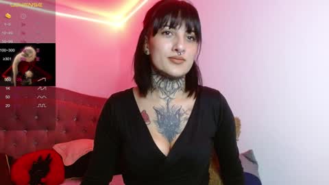 lia spicy   ig online show from 01-02-25, 08:57