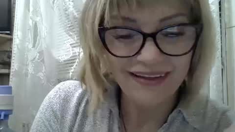lia_raysss online show from 04-22-26, 07:37
