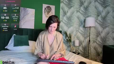 Snapshot of lia_reyn chatting on 05-06-26, 12:21 lia_reyn online show from 05-06-26, 12:21