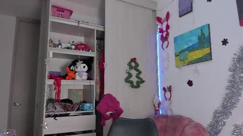 Snapshot of lia_rip01 chatting on 06-21-26, 01:24 lia_rip01 online show from 06-21-26, 01:24