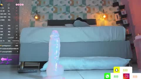 Camila online show from 02-10-25, 03:21