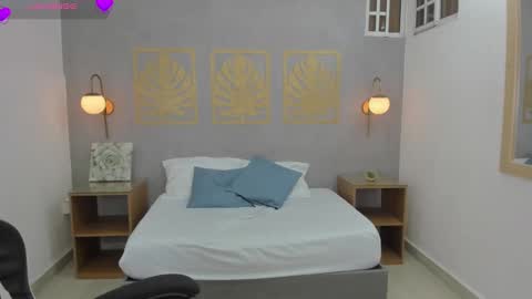 Lia  online show from 03-07-25, 05:40