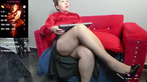 Snapshot of lia_taylorr1 chatting on 02-07-25, 04:24 Lia Taylor online show from 02-07-25, 04:24