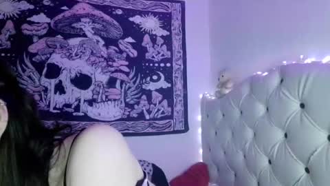 lia_whitexx online show from 07-04-26, 02:29
