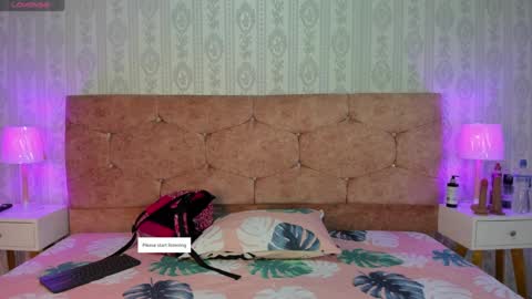 Snapshot of liaa_18 chatting on 09-16-25, 04:02 Liaa online show from 09-16-25, 04:02