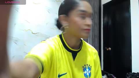 liaa_cams online show from 06-25-26, 02:55