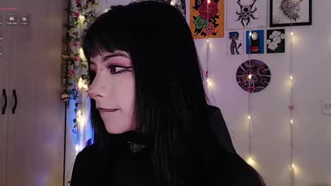 Snapshot of liaa_rodriguezz chatting on 04-30-26, 05:25 Liaa online show from 04-30-26, 05:25