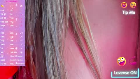 Snapshot of liaagener chatting on 02-06-25, 07:18 Liaa online show from 02-06-25, 07:18