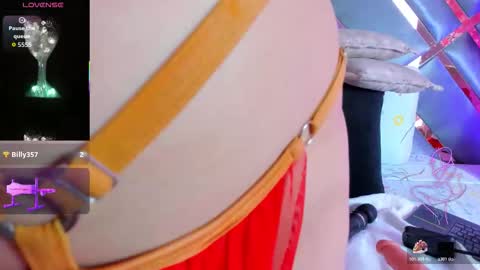 Snapshot of liaagener chatting on 11-28-25, 02:47 Liaa online show from 11-28-25, 02:47