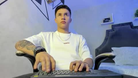 Liam Smith online show from 11-23-25, 12:38