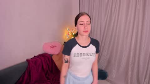 Milana online show from 03-11-25, 06:52