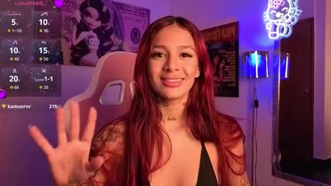 Snapshot of liabutera chatting on 09-12-25, 11:15 Lia Butera online show from 09-12-25, 11:15