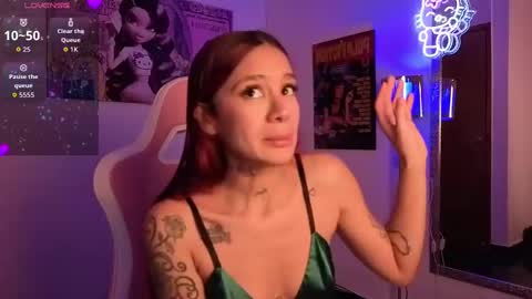 Snapshot of liabutera chatting on 09-13-25, 10:09 Lia Butera online show from 09-13-25, 10:09