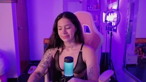 Lia Butera online show from 04-27-26, 08:51