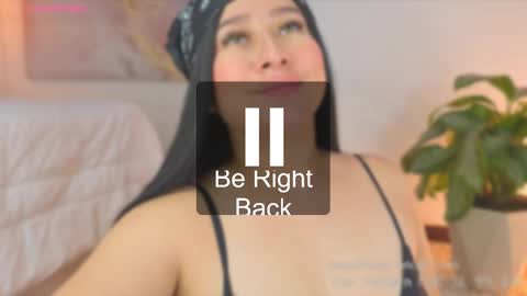 Lia Cox online show from 03-12-25, 10:37