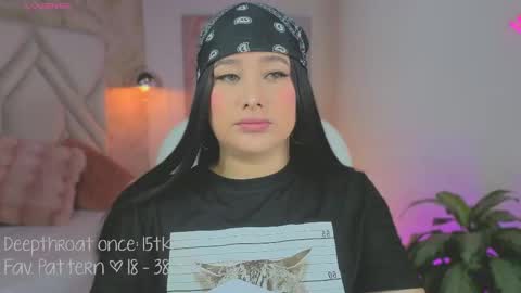 Lia Cox online show from 09-24-25, 03:10