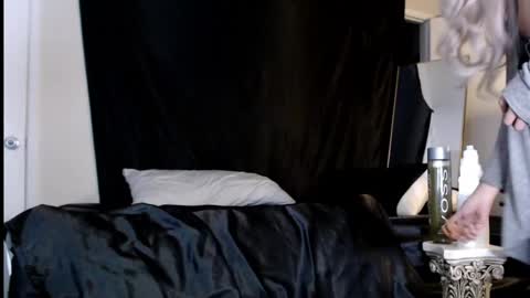 Lia Divina online show from 02-27-25, 10:04