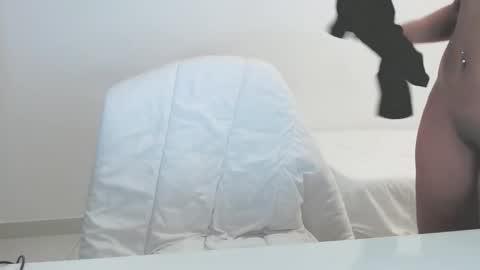 Lia Divina online show from 12-04-25, 06:12