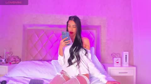 Lia online show from 02-13-25, 05:16