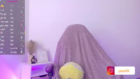 Snapshot of liah__19 chatting on 06-26-26, 12:15 liah__19 online show from 06-26-26, 12:15