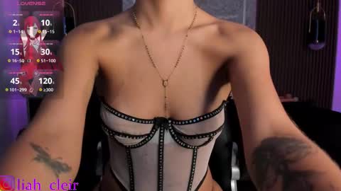 Liah online show from 12-17-25, 07:31