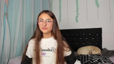 Liah  online show from 04-08-26, 01:49