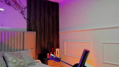 Snapshot of liahfontaine chatting on 02-11-26, 11:37 Liah Fontaine online show from 02-11-26, 11:37