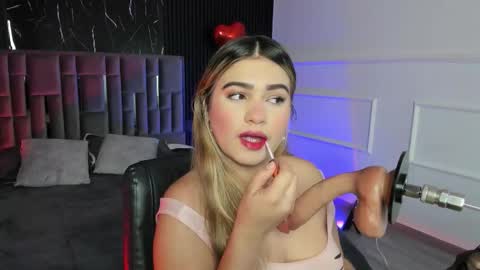 Snapshot of liahfontaine chatting on 02-20-26, 11:22 Liah Fontaine online show from 02-20-26, 11:22