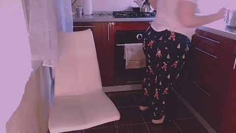 Snapshot of liahsofty chatting on 03-15-26, 08:48 miss Lia colection for travel online show from 03-15-26, 08:48