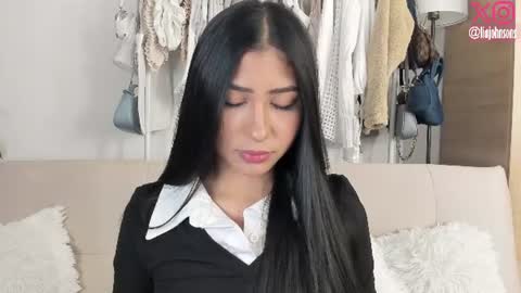 Lia Johnsons online show from 06-14-26, 03:08