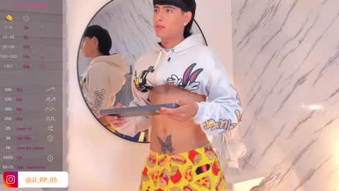 Liam online show from 01-24-25, 08:13